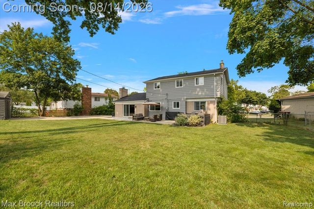 21333 Dartmouth Drive, Southfield, MI 48076
