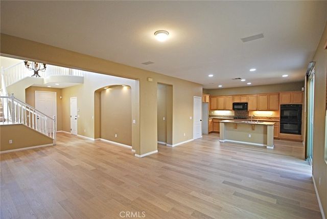 25381 Playa Serena, Valencia, CA 91381