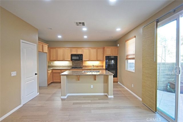 25381 Playa Serena, Valencia, CA 91381