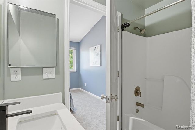 22852 Woodcreek Drive, Taylor, MI 48180