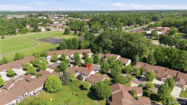 22852 Woodcreek Drive, Taylor, MI 48180
