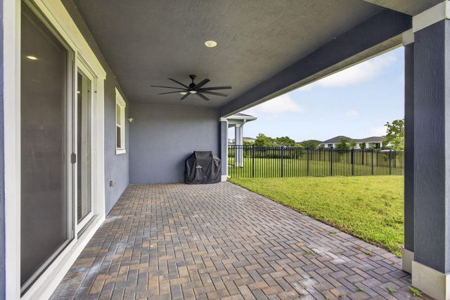 1510 Heron Nook Road, Loxahatchee, FL 33470