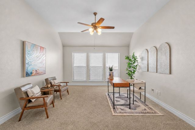 908 Quail Hollow Avenue, Denton, TX 76210