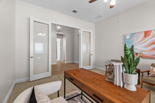 908 Quail Hollow Avenue, Denton, TX 76210