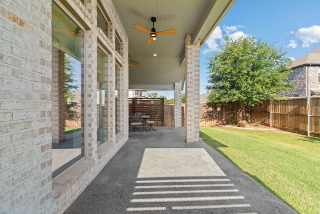 908 Quail Hollow Avenue, Denton, TX 76210