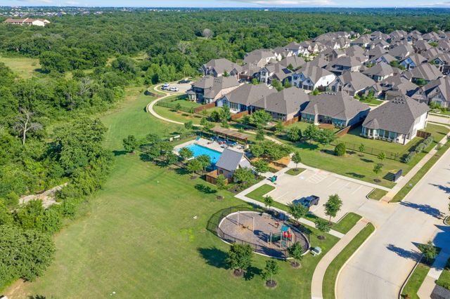 908 Quail Hollow Avenue, Denton, TX 76210