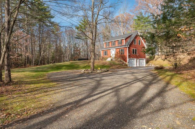 85 Priest Road, Nottingham, NH 03290