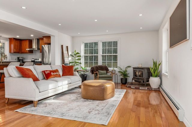 85 Priest Road, Nottingham, NH 03290