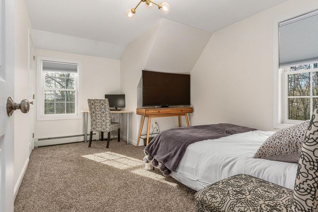 85 Priest Road, Nottingham, NH 03290