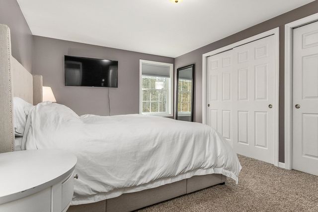 85 Priest Road, Nottingham, NH 03290