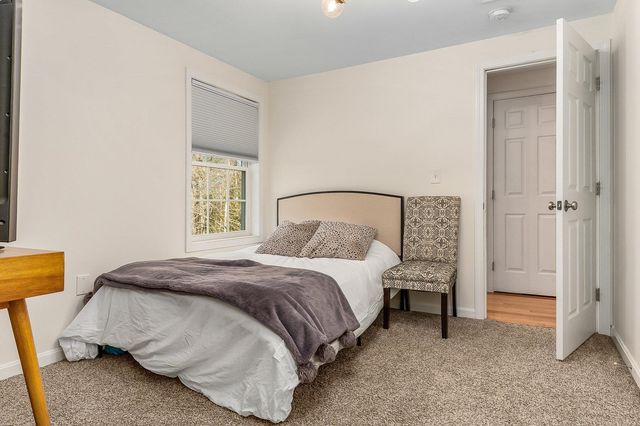 85 Priest Road, Nottingham, NH 03290