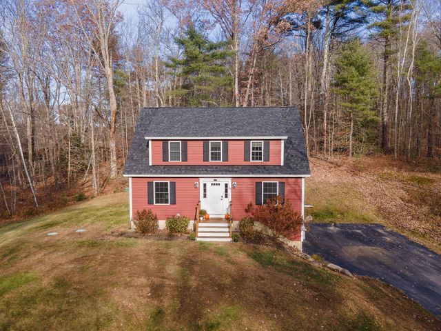 85 Priest Road, Nottingham, NH 03290