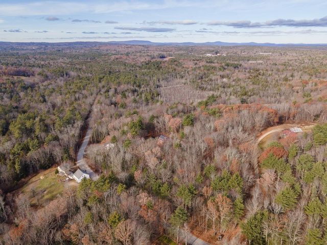 85 Priest Road, Nottingham, NH 03290