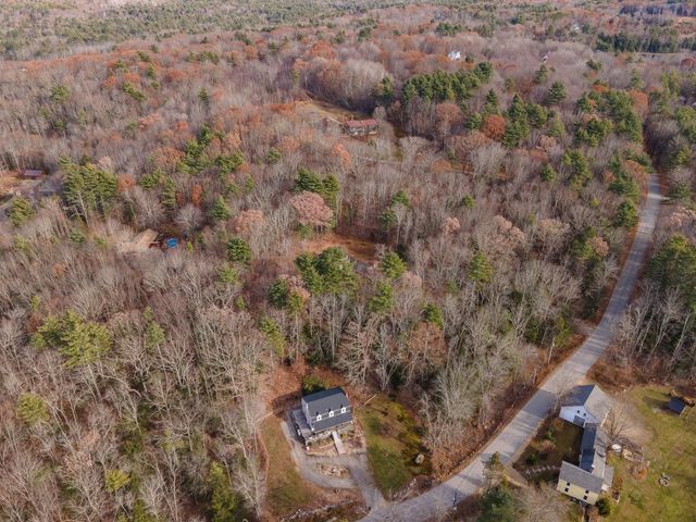 85 Priest Road, Nottingham, NH 03290