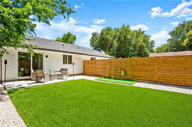 1128 Gardner RD B, Austin, TX 78721