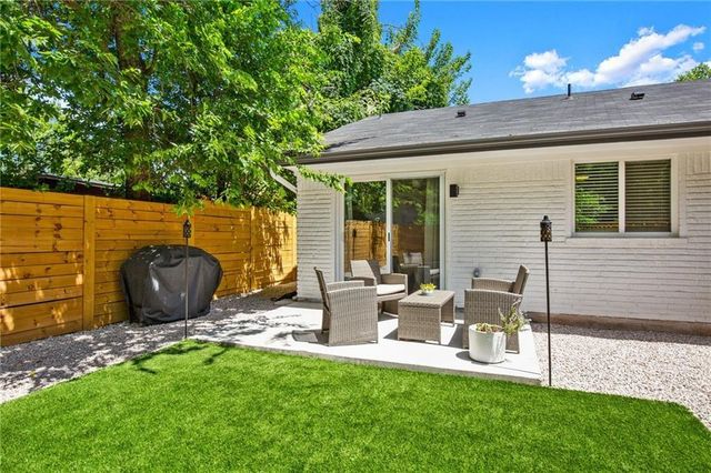 1128 Gardner RD B, Austin, TX 78721