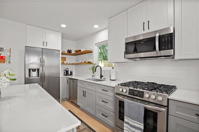 1128 Gardner RD B, Austin, TX 78721