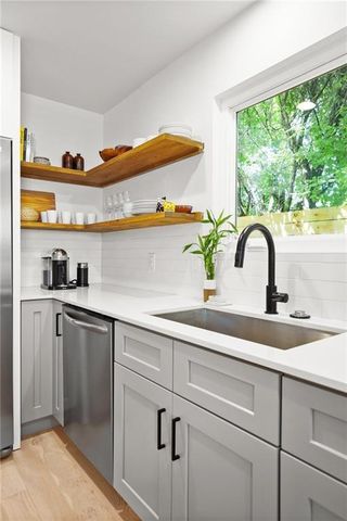 1128 Gardner RD B, Austin, TX 78721