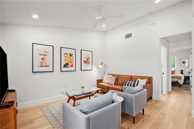 1128 Gardner RD B, Austin, TX 78721