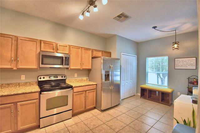 4086 WINDING VINE, Lakeland, FL 33812