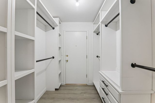 8650 Ferris Avenue 203, Morton Grove, IL 60053