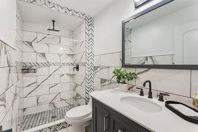 8650 Ferris Avenue 203, Morton Grove, IL 60053