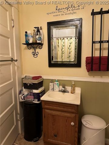 105 Hinton Terrace, Charleston, WV 25301