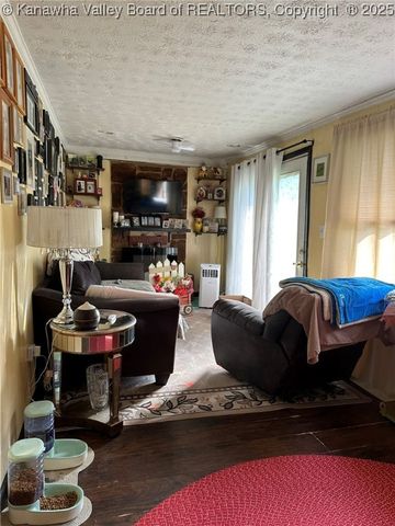 105 Hinton Terrace, Charleston, WV 25301