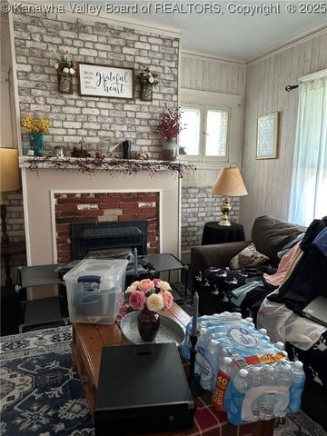 105 Hinton Terrace, Charleston, WV 25301