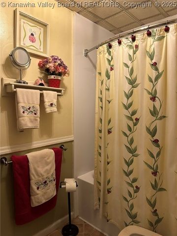 105 Hinton Terrace, Charleston, WV 25301