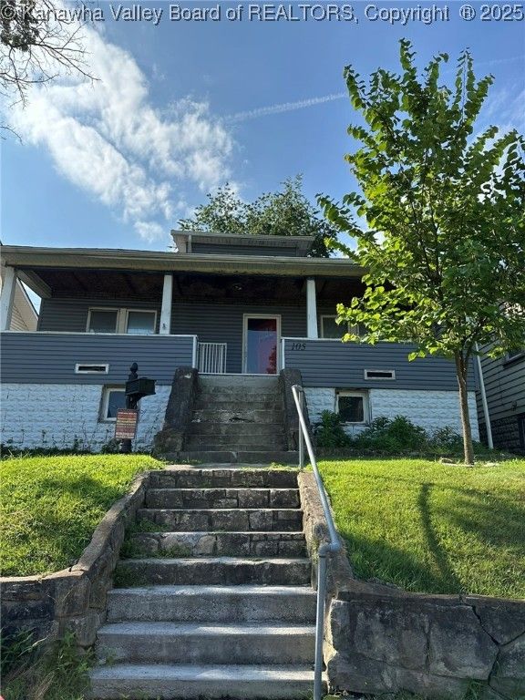 105 Hinton Terrace, Charleston, WV 25301
