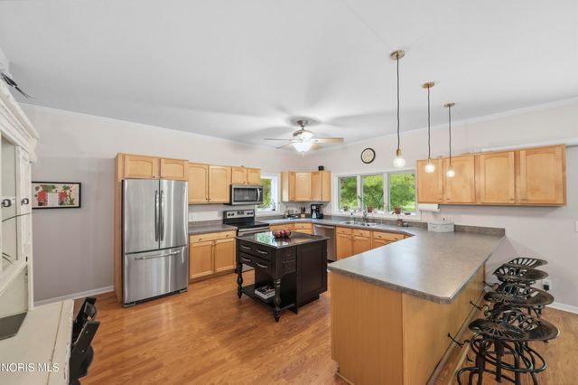 7402 Berridge Road, Whitehouse, OH 43571