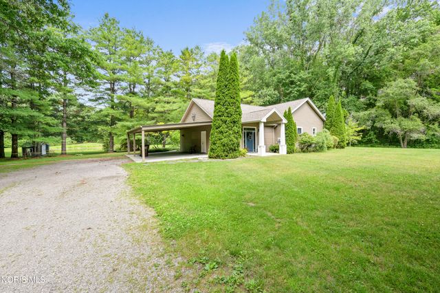 7402 Berridge Road, Whitehouse, OH 43571