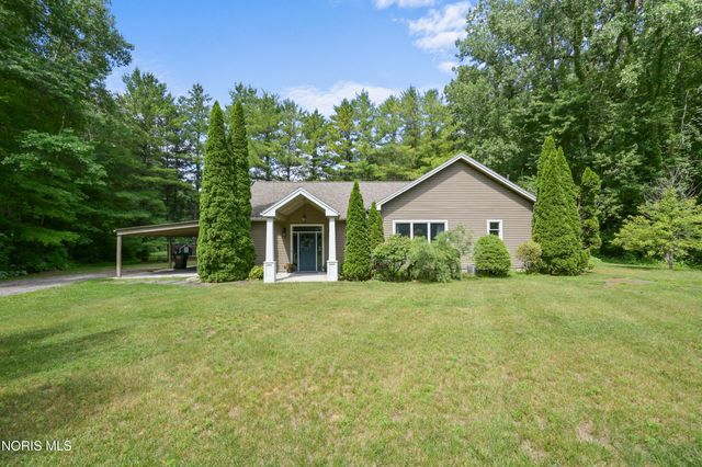 7402 Berridge Road, Whitehouse, OH 43571