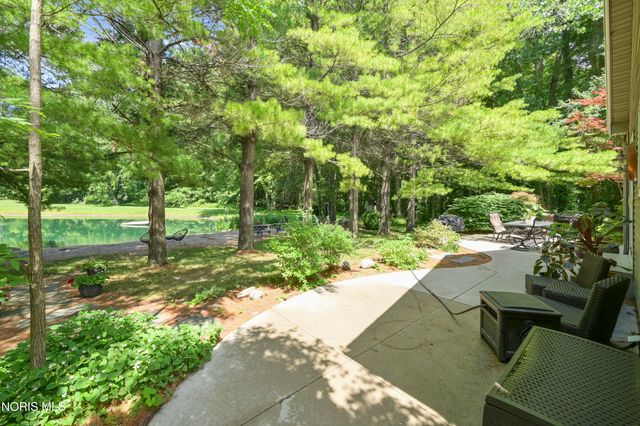 7402 Berridge Road, Whitehouse, OH 43571