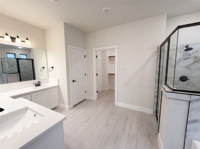 612 Wood Brook Lane, Burleson, TX 76028