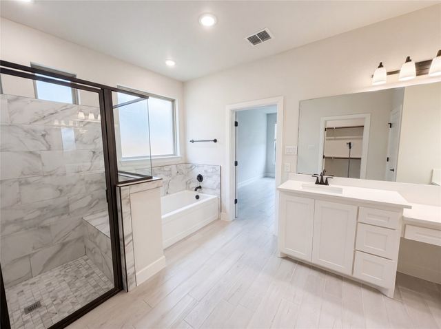 612 Wood Brook Lane, Burleson, TX 76028