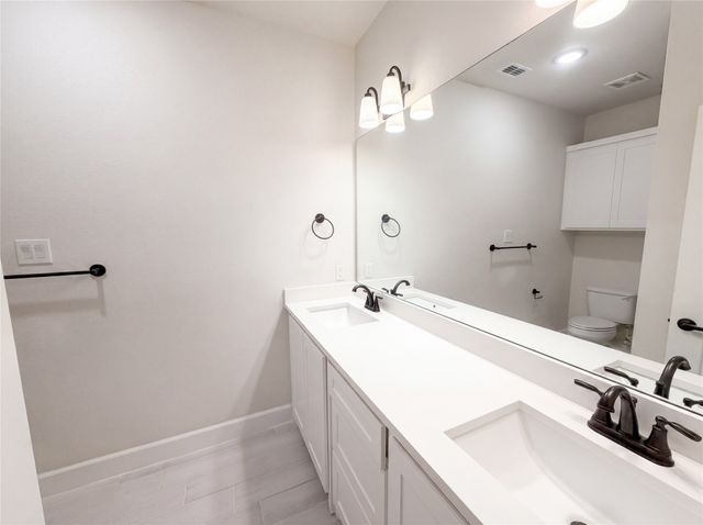 612 Wood Brook Lane, Burleson, TX 76028