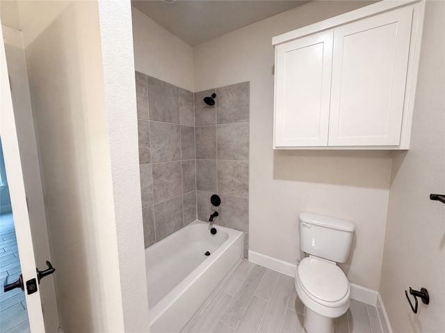 612 Wood Brook Lane, Burleson, TX 76028