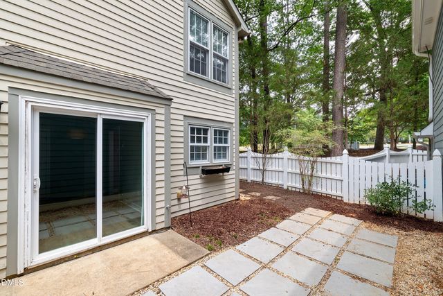 102 Westview Cove Lane, Cary, NC 27513