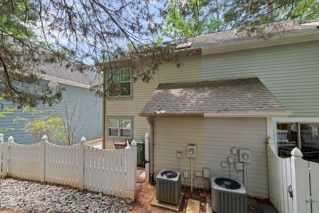 102 Westview Cove Lane, Cary, NC 27513
