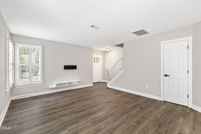 102 Westview Cove Lane, Cary, NC 27513