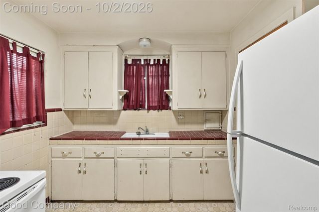 18307 Mark Twain Street, Detroit, MI 48235