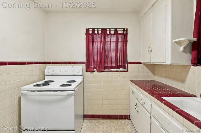 18307 Mark Twain Street, Detroit, MI 48235