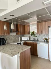 8290 Lake Dr 325, Doral, FL 33166