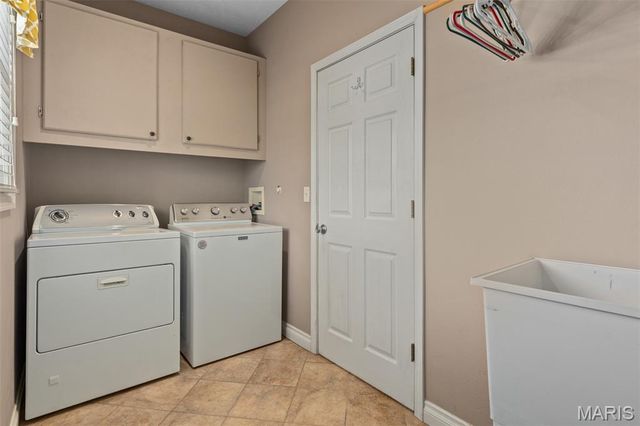 922 S Edwardsville Street, Staunton, IL 62088