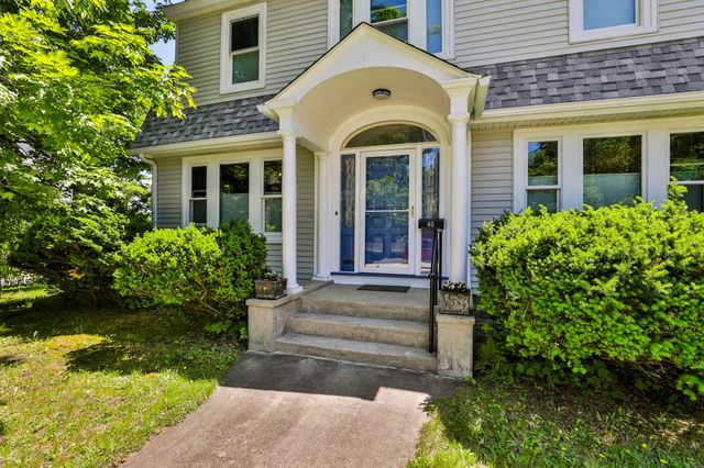 40 Stark Street, Nashua, NH 03064