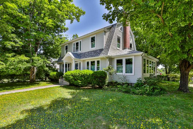 40 Stark Street, Nashua, NH 03064