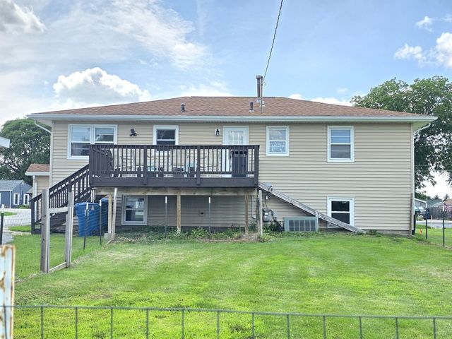 113 1st Street, Coal Valley, IL 61240