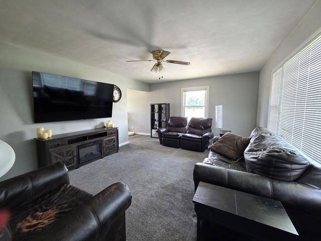 113 1st Street, Coal Valley, IL 61240